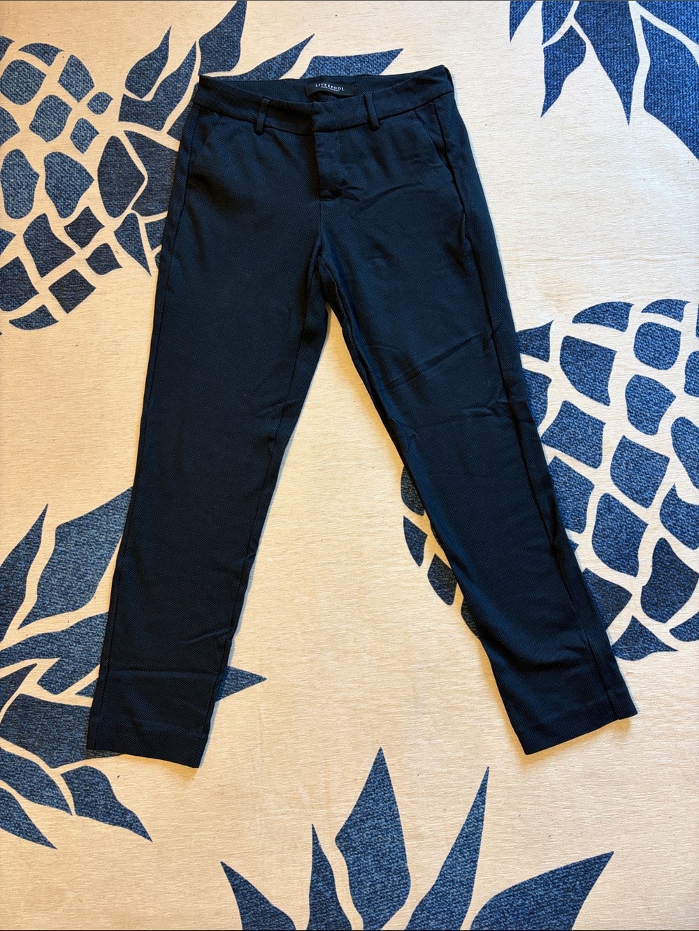 Soft, Stretchy Ankle Pants Perfect for Work or Casual Look